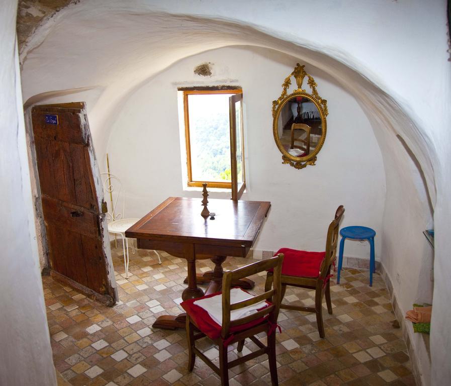 Villa D'Arte Mortola Superiore Pokoj fotografie